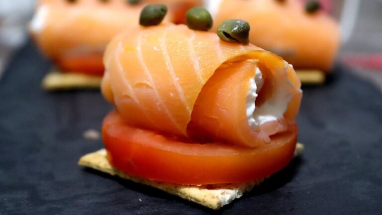Deliciosos canapés de salmón y queso crema: Una explosión de sabores